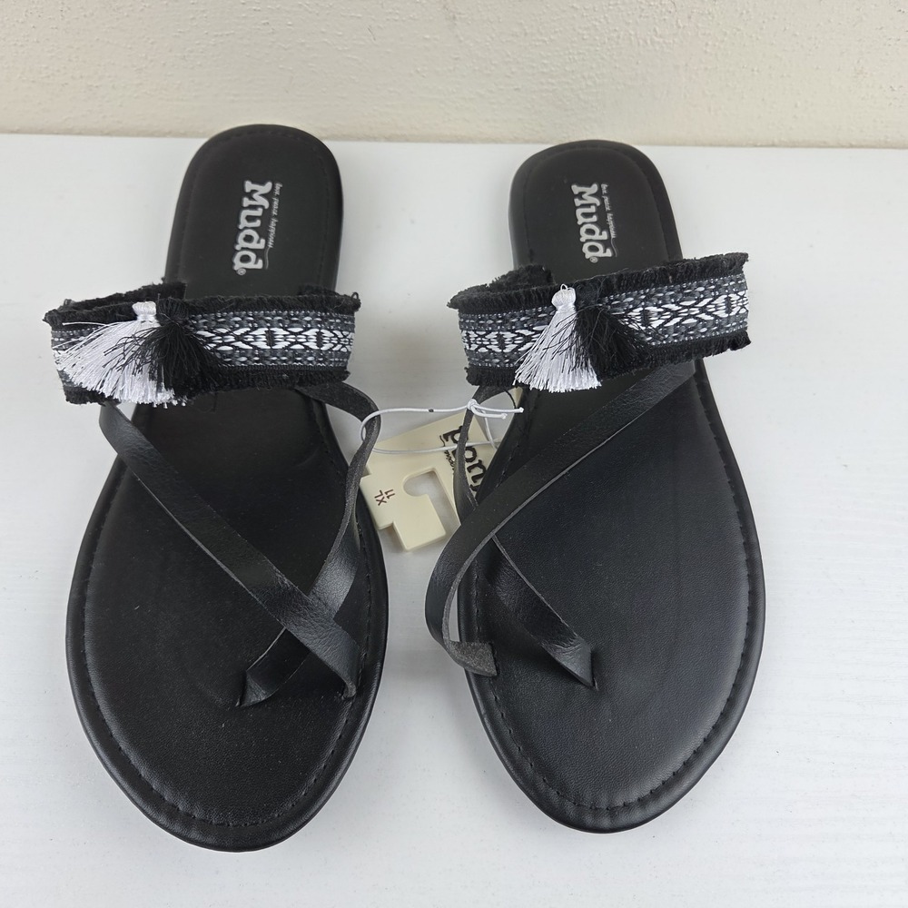 Mudd  Black/White Sandals Frayed Trim Tassels Toe Straps Boho Style Womens Sz 11